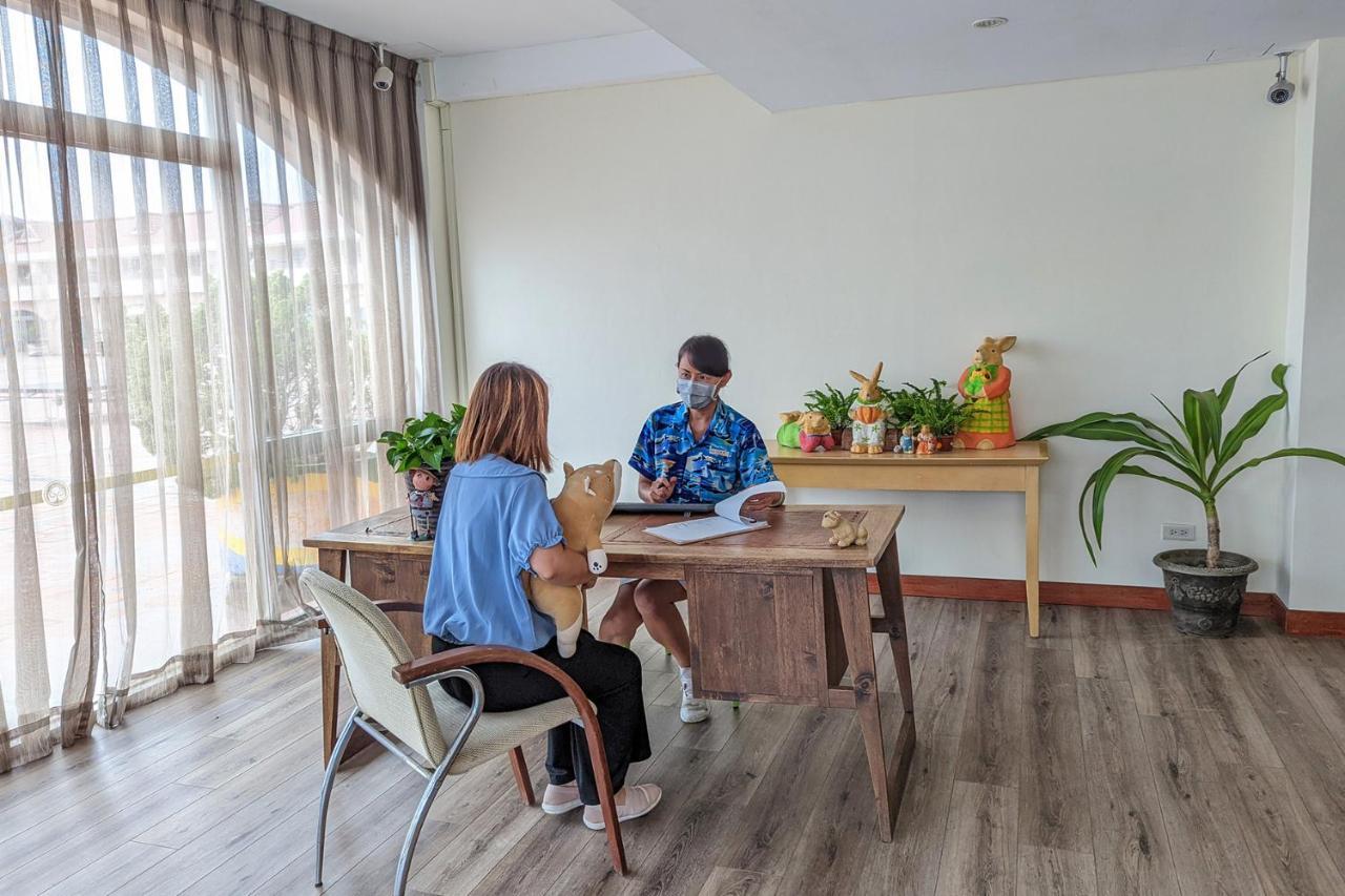 Howard Kenting Wonder House Extérieur photo